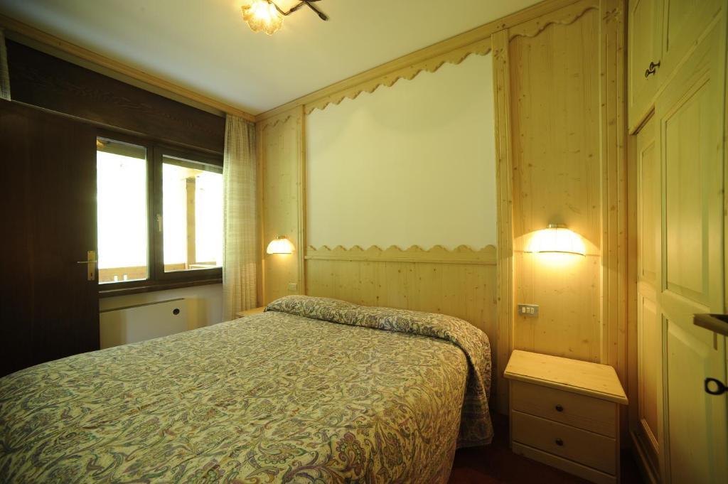 Residence Edelweiss San Martino Di Castrozza Esterno foto