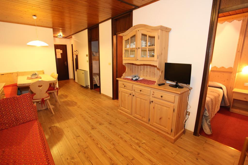 Residence Edelweiss San Martino Di Castrozza Esterno foto