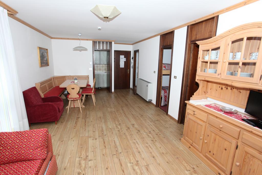 Residence Edelweiss San Martino Di Castrozza Esterno foto