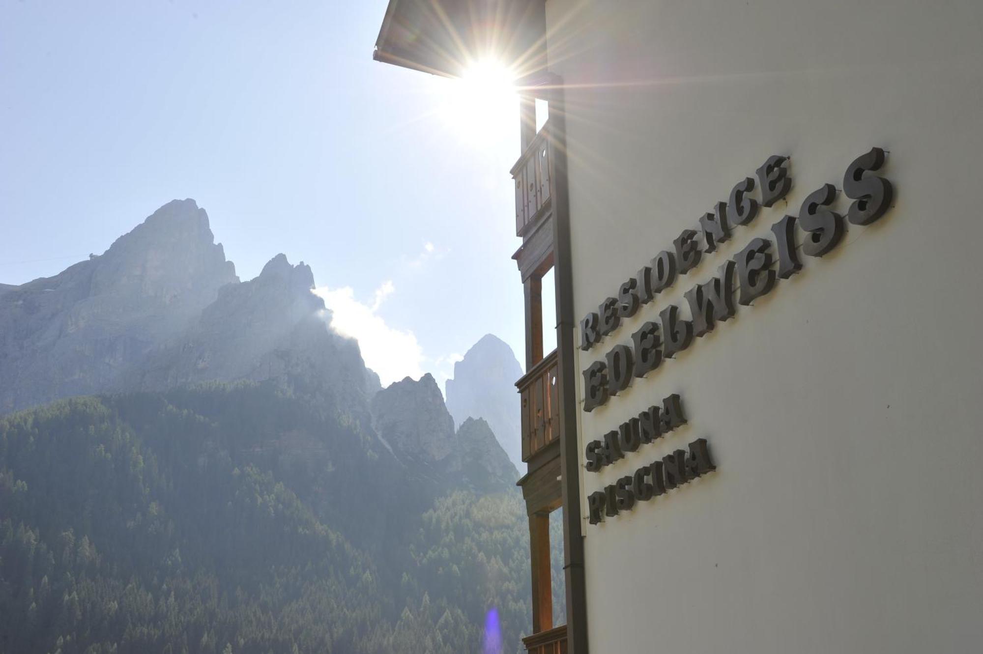 Residence Edelweiss San Martino Di Castrozza Esterno foto