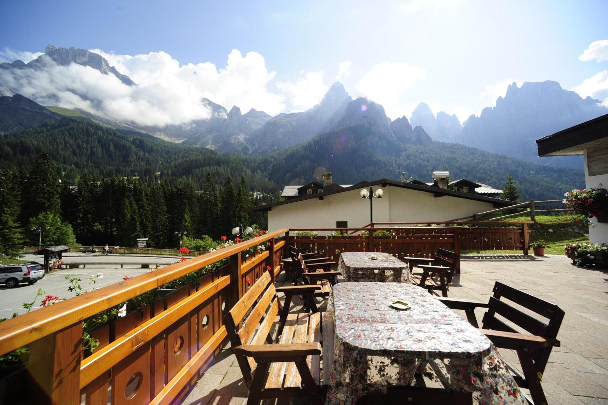 Residence Edelweiss San Martino Di Castrozza Esterno foto